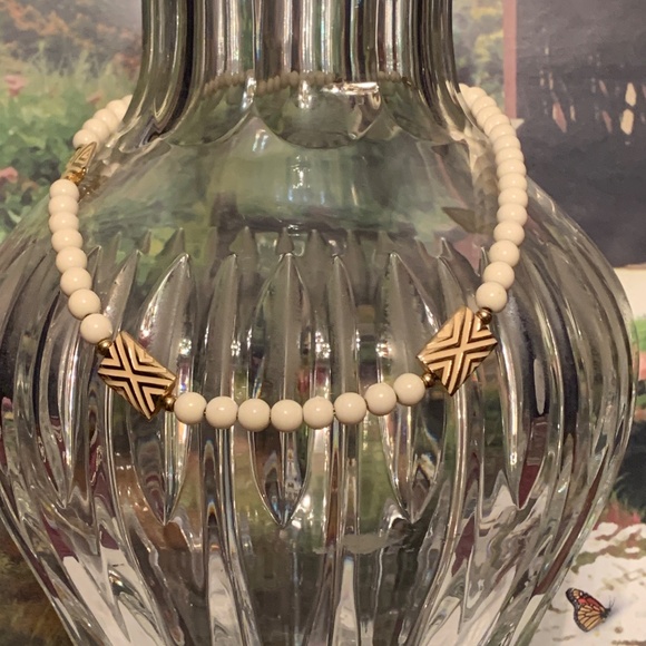 Napier Vintage Pearl Necklace 18” - Picture 8 of 9